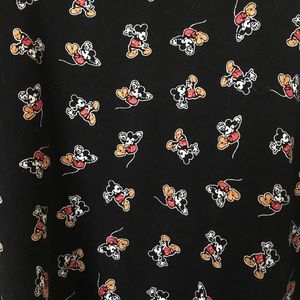 Vintage 90’s Disney Mickey Mouse turtleneck!